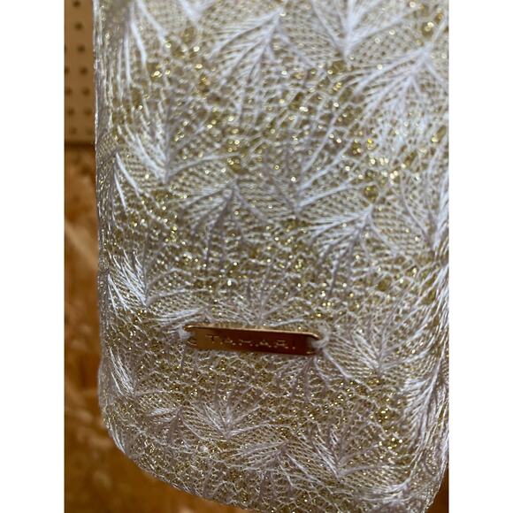 Tahari Girls Fit and Flare Dress Size 6 Gold White Tinsel Wedding Party Holiday - Picture 13 of 16